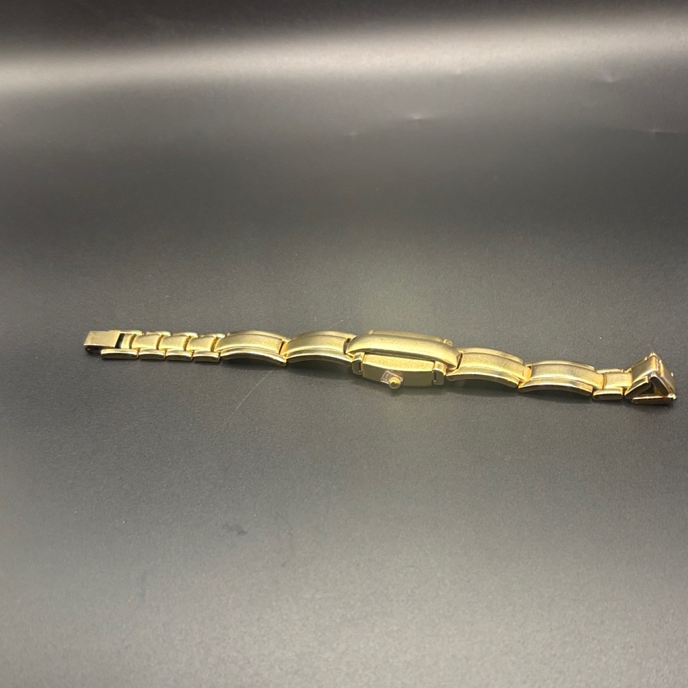 Elegant Gold Tone Bracelet